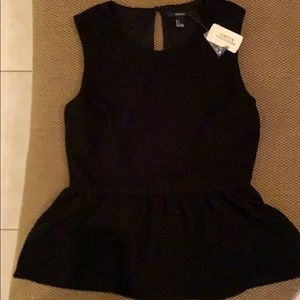 Black short sleeve shirt